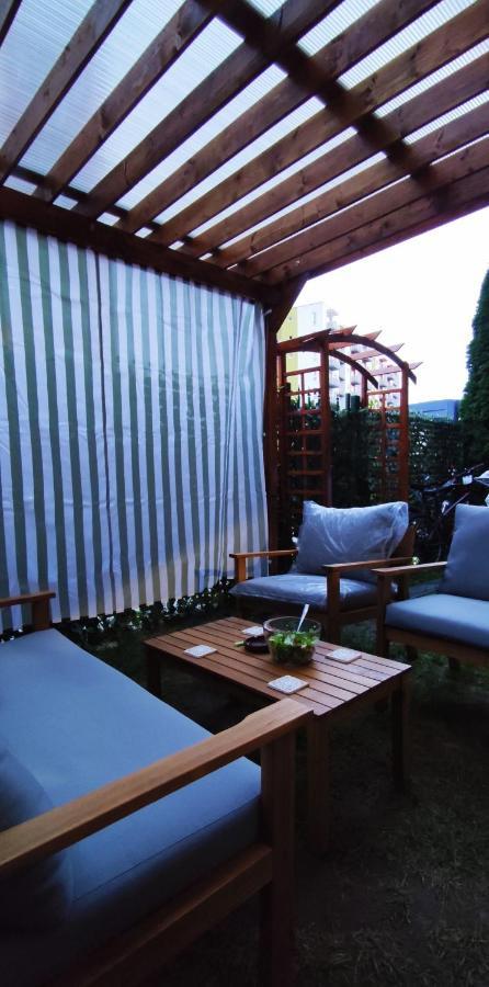 Brasov Kronstadt Garden Studio Экстерьер фото